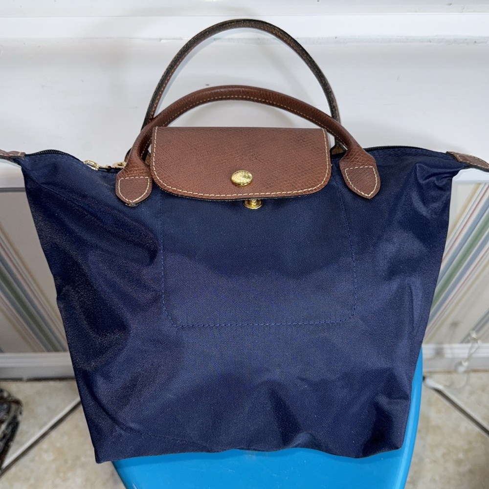 Longchamp Navy and Brown Shoulder Bag size small excellent condition